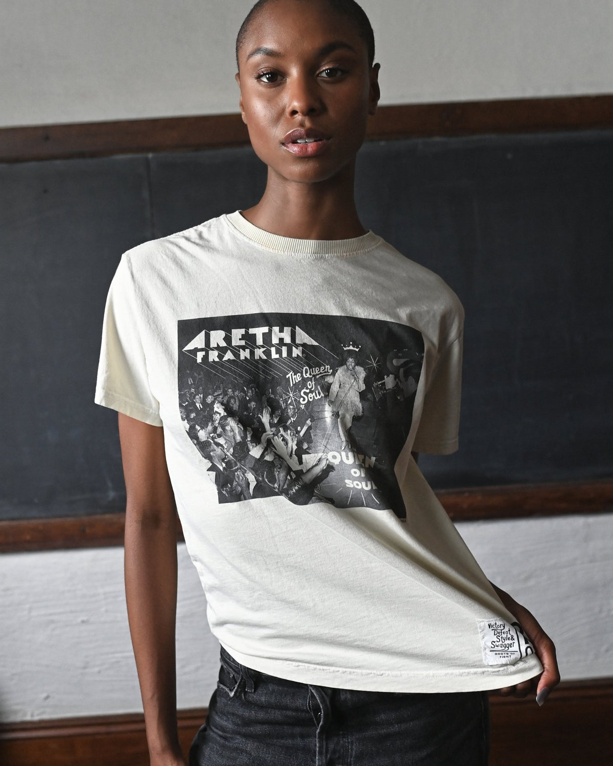 Aretha Franklin Queen of Soul Creme Women&#39;s Tee - Roots of Fight