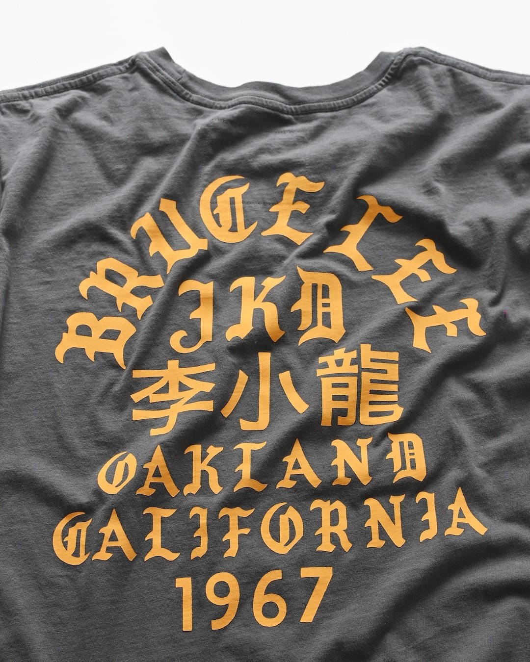 Bruce Lee Oakland &#39;67 Vintage Grey Tee - Roots of Fight
