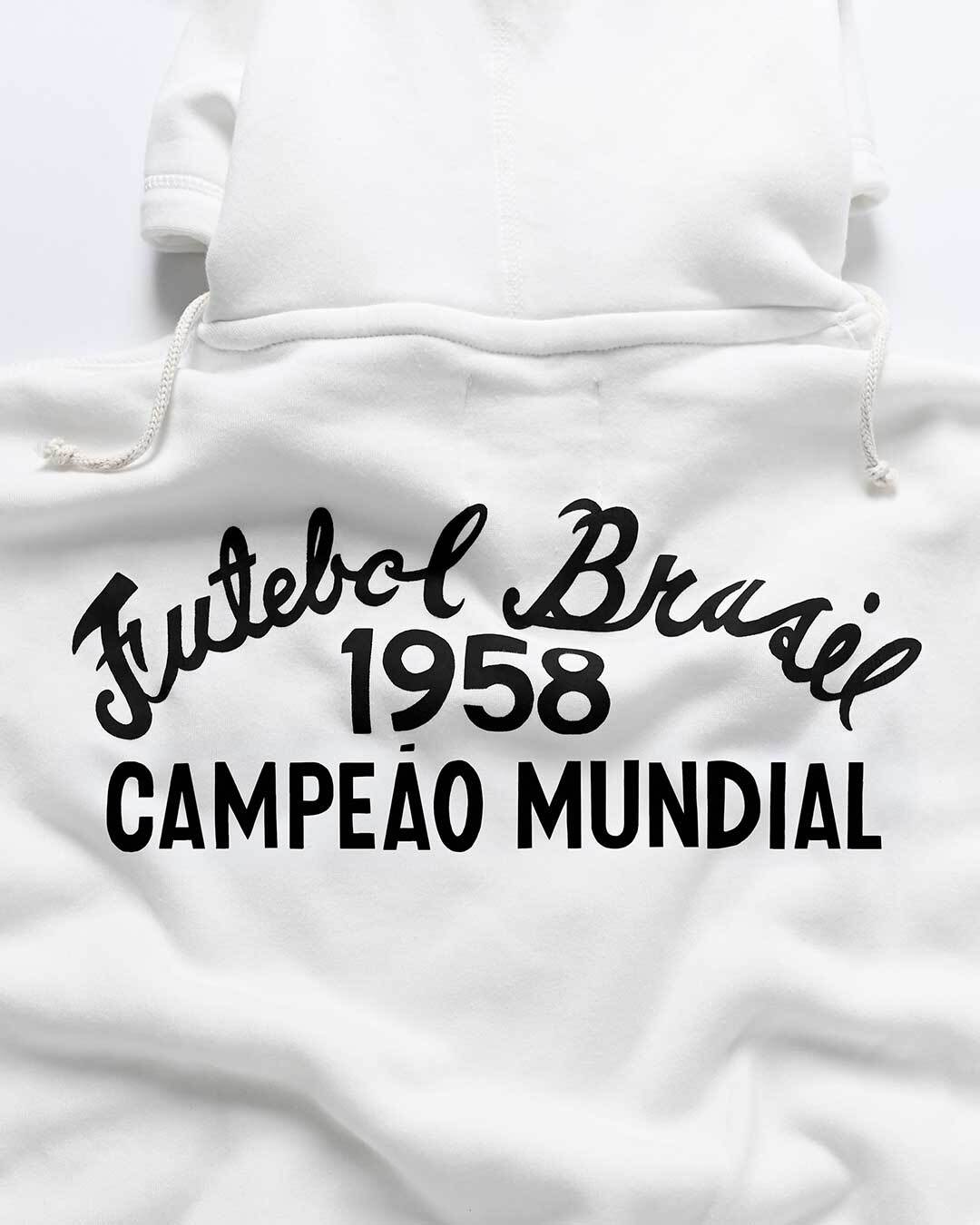 Pelé #10 Brasil White PO Hoody - Roots of Fight