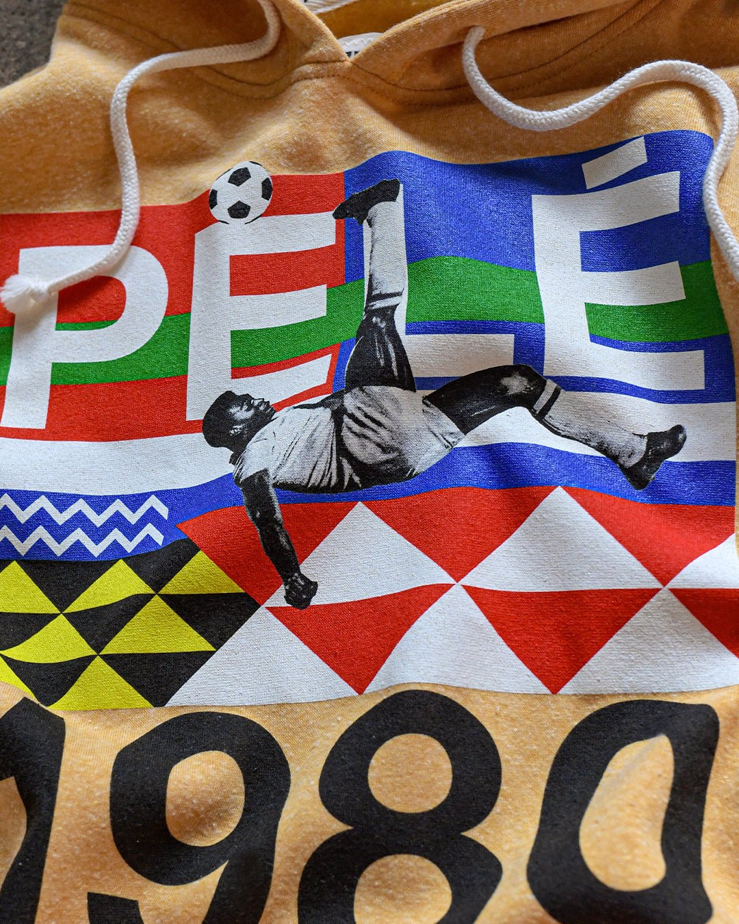 Pelé Brasil 1980 Gold PO Hoody - Roots of Fight