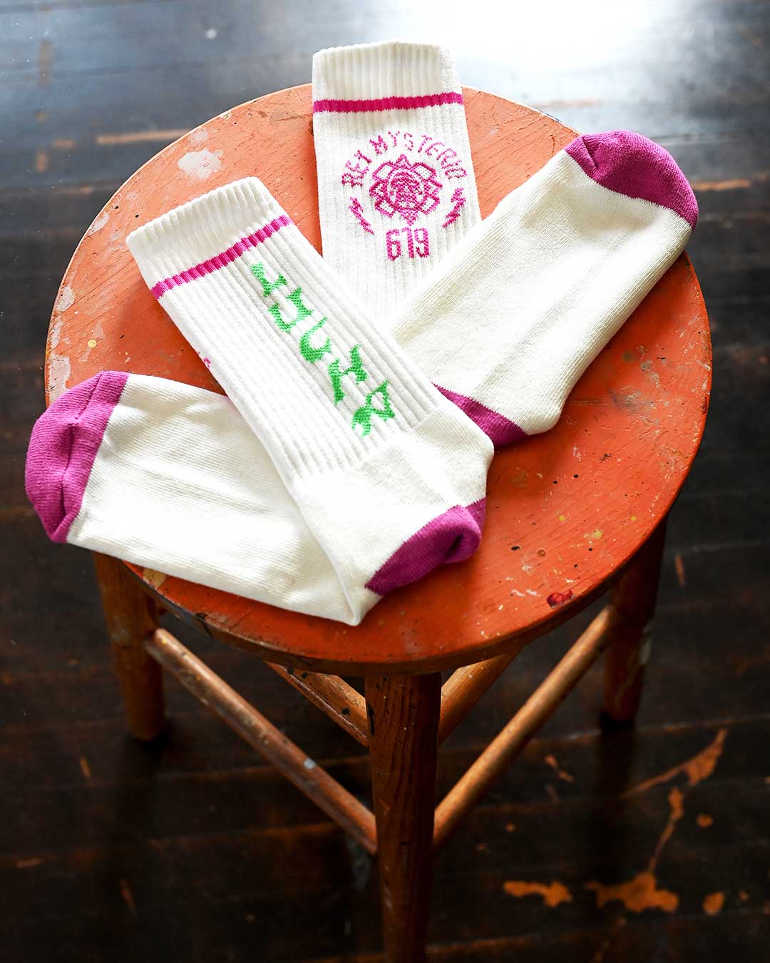 Rey Mysterio Green Lucha White Socks - Roots of Fight