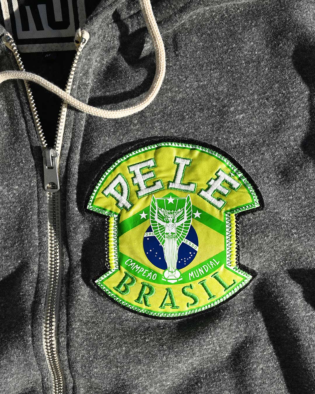 Pelé #10 Brasil Grey FZ Hoody - Roots of Fight