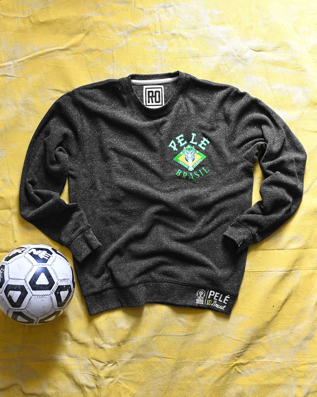 Pelé 1970 Black Sweatshirt - Roots of Fight