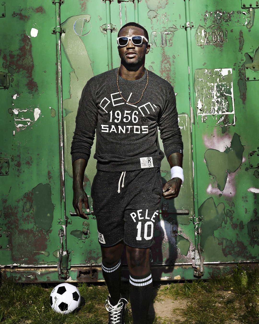 Pelé Brasil #10 Black Sweatshirt - Roots of Fight