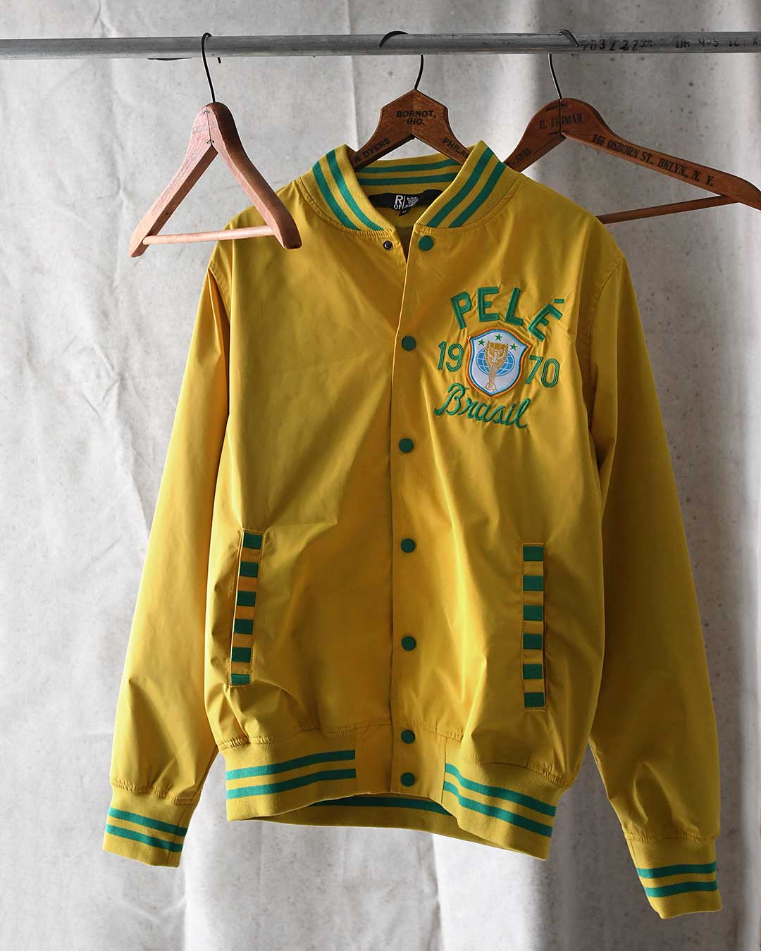Pelé Brasil # 10 Stadium Jacket Bundle - Roots of Fight
