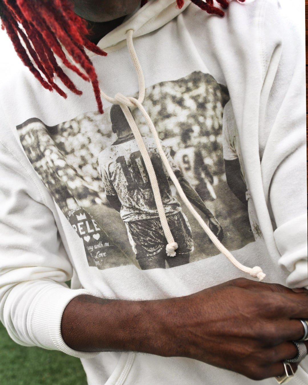 Pelé Tribute - Ivory PO Hoody - Roots of Fight
